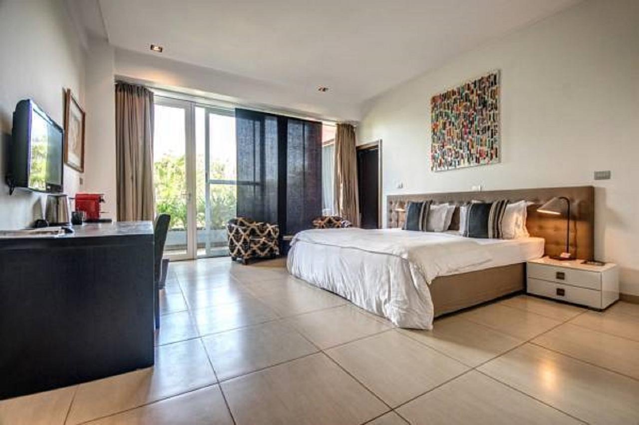 Hotel Maison Rouge Cotonou Luaran gambar